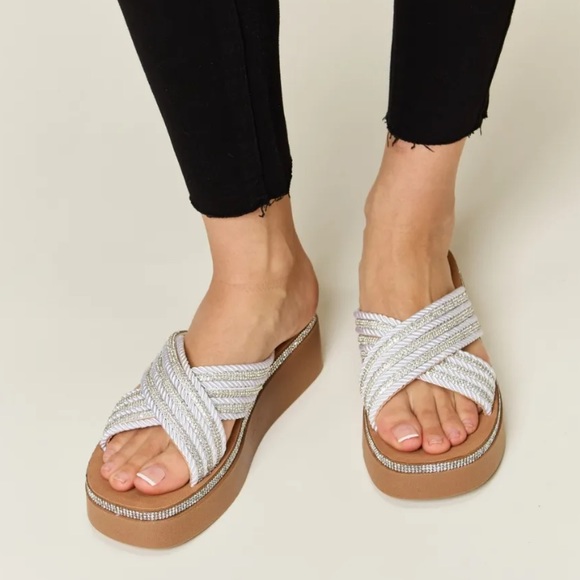 Strappy Sparkly Wedge Slip On’s - Picture 4 of 7